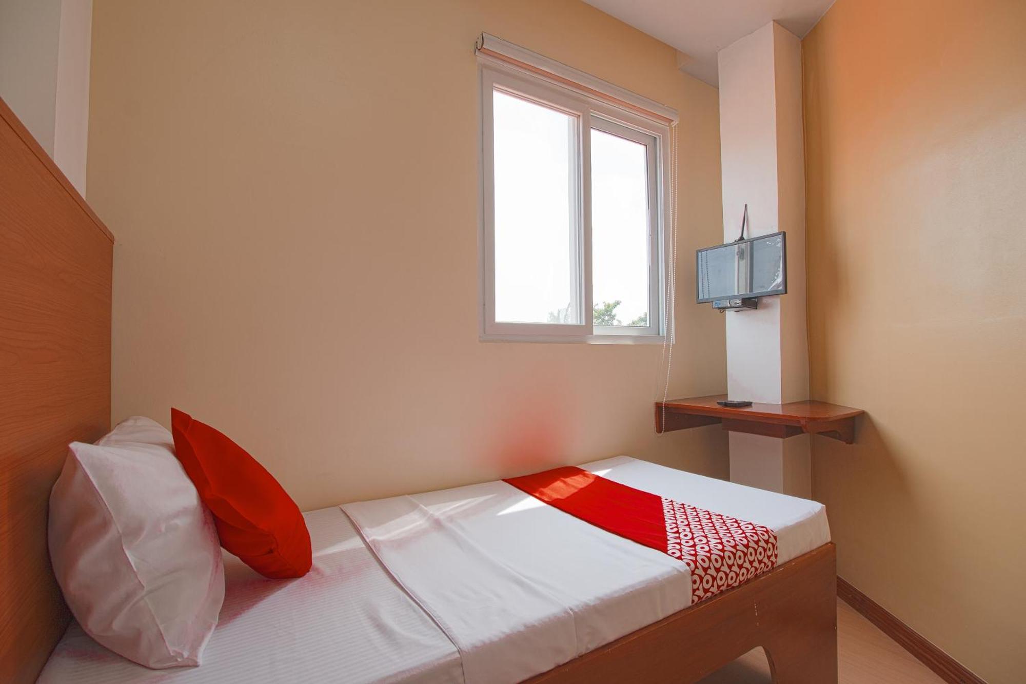 מקטאן Oyo 685 K Fortune Apartelle מראה חיצוני תמונה